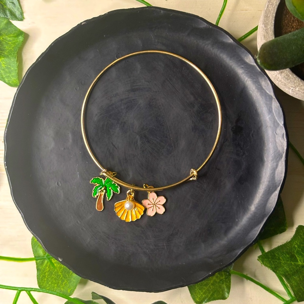 ⭐️cute gold adjustable bracelet handmade⭐️